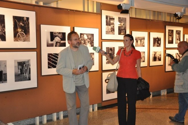 Wystawa fotograficzna Migawki z życia w OCK (23.VIII,2011) - zdjęcie #28 - eOstroleka.pl