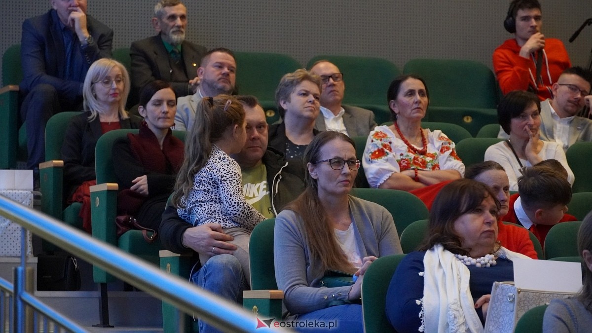Jubileusz 75-lecia Biblioteki w Myszyńcu [23.11.2024] - zdjęcie #54 - eOstroleka.pl