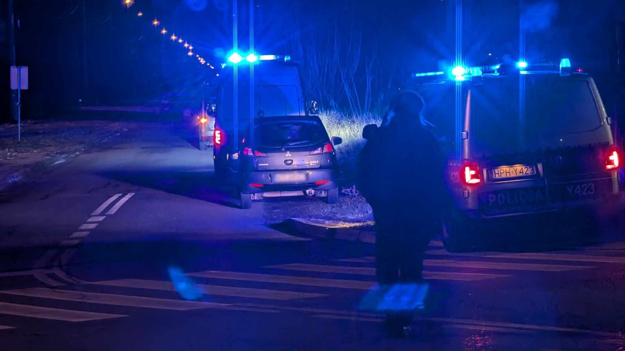 Potrącenie pieszego na ulicy Słowackiego w Ostrołęce [23.11.2024] - zdjęcie #16 - eOstroleka.pl