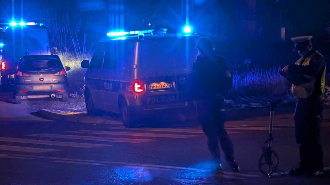 Potrącenie pieszego na ulicy Słowackiego w Ostrołęce [23.11.2024] - zdjęcie #8 - eOstroleka.pl