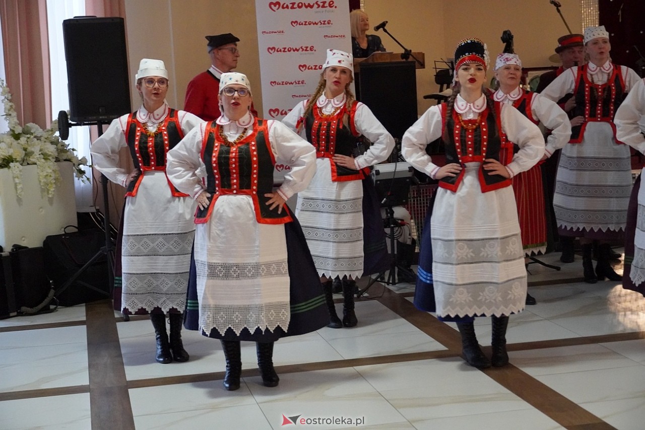 Przegląd Kół Gospodyń Wiejskich w Kadzidle [24.11.2024] - zdjęcie #174 - eOstroleka.pl