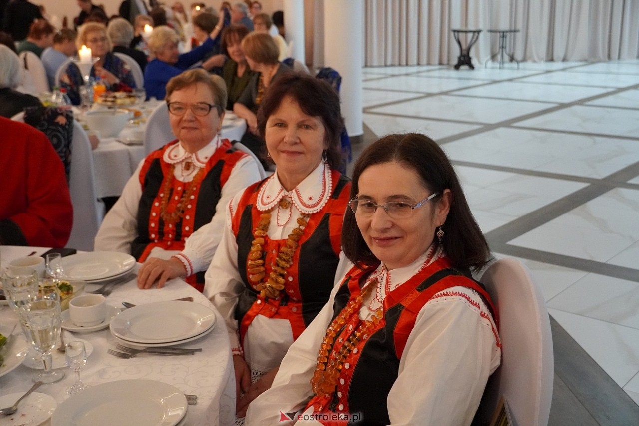 Przegląd Kół Gospodyń Wiejskich w Kadzidle [24.11.2024] - zdjęcie #84 - eOstroleka.pl