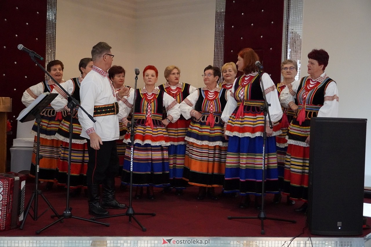 Przegląd Kół Gospodyń Wiejskich w Kadzidle [24.11.2024] - zdjęcie #65 - eOstroleka.pl