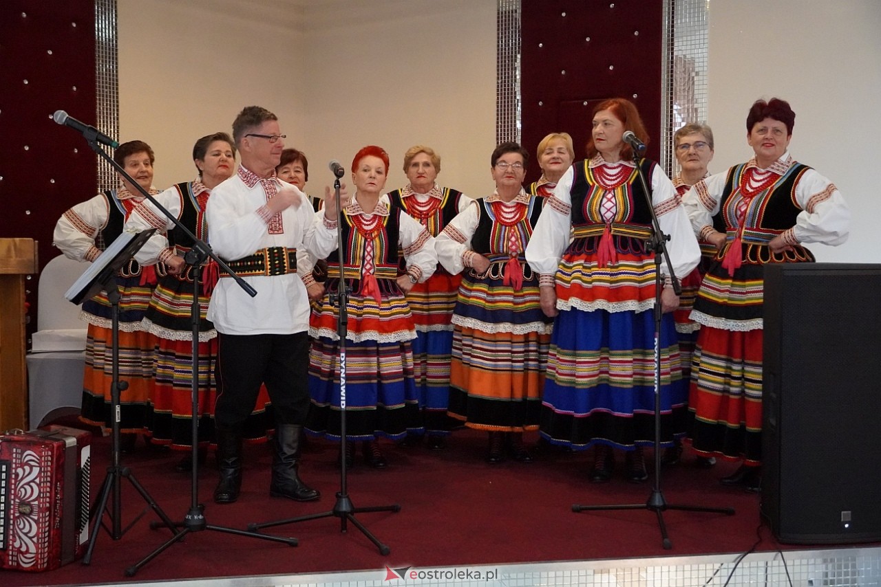 Przegląd Kół Gospodyń Wiejskich w Kadzidle [24.11.2024] - zdjęcie #63 - eOstroleka.pl