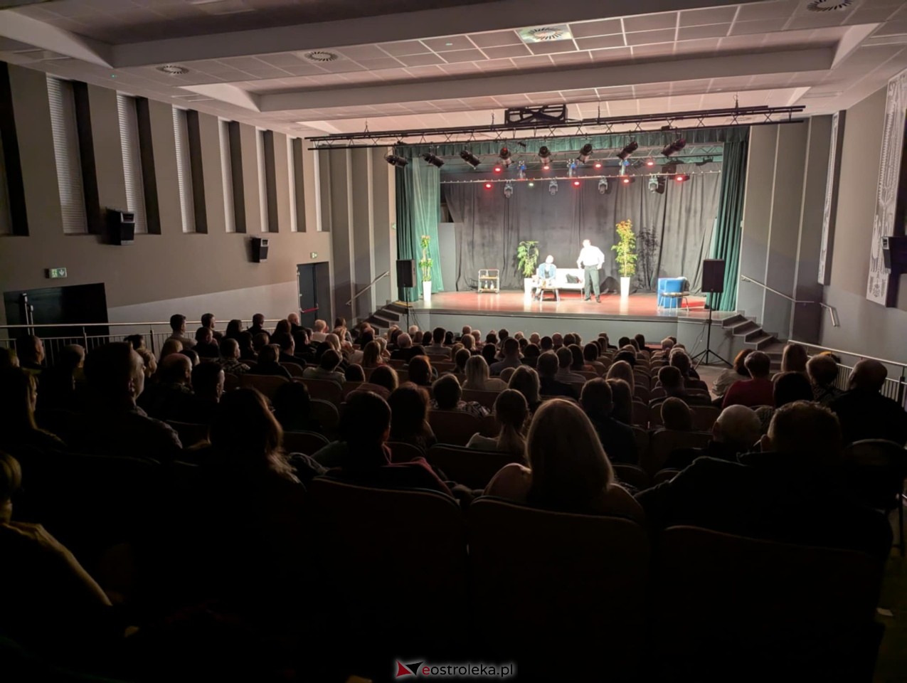 Żona do adopcji - komedia w Myszyńcu [24.11.2024] - zdjęcie #30 - eOstroleka.pl