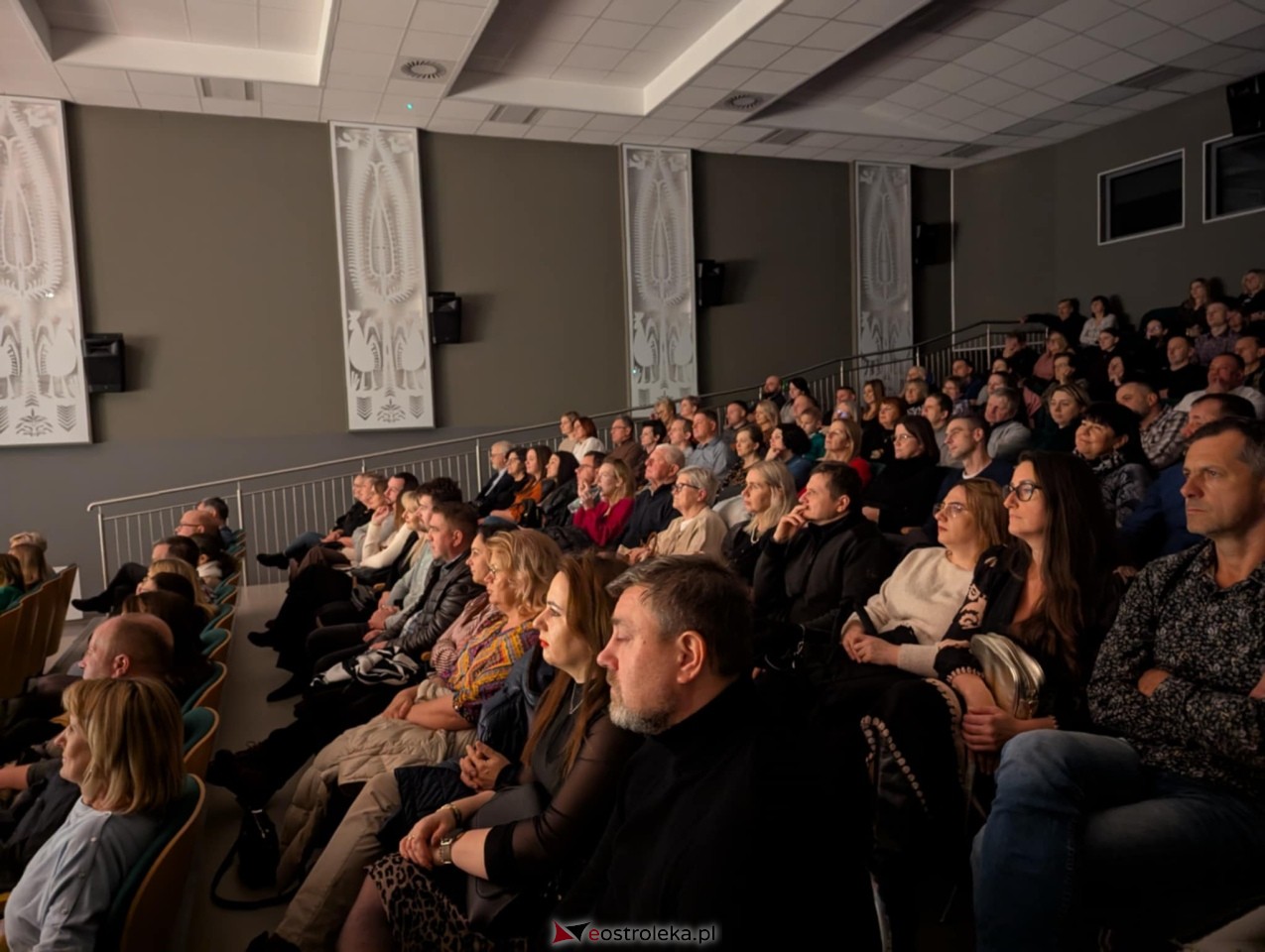 Żona do adopcji - komedia w Myszyńcu [24.11.2024] - zdjęcie #29 - eOstroleka.pl