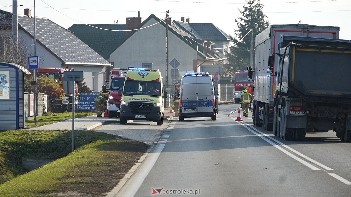Wypadek w Zamościu [26.11.2024] - zdjęcie #30 - eOstroleka.pl