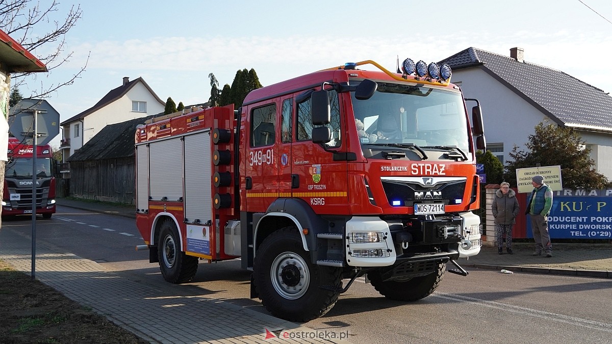 Wypadek w Zamościu [26.11.2024] - zdjęcie #24 - eOstroleka.pl