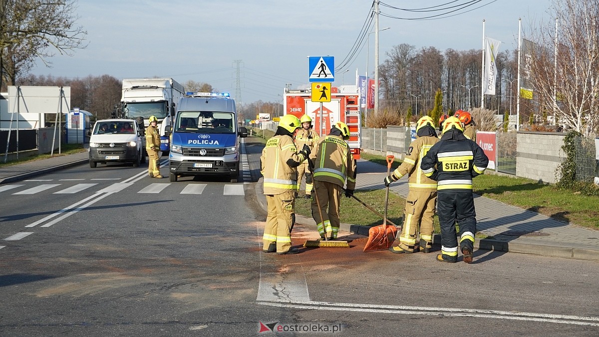 Wypadek w Zamościu [26.11.2024] - zdjęcie #21 - eOstroleka.pl