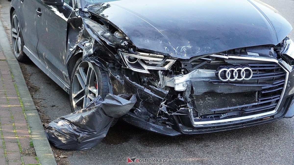 Wypadek w Zamościu [26.11.2024] - zdjęcie #13 - eOstroleka.pl