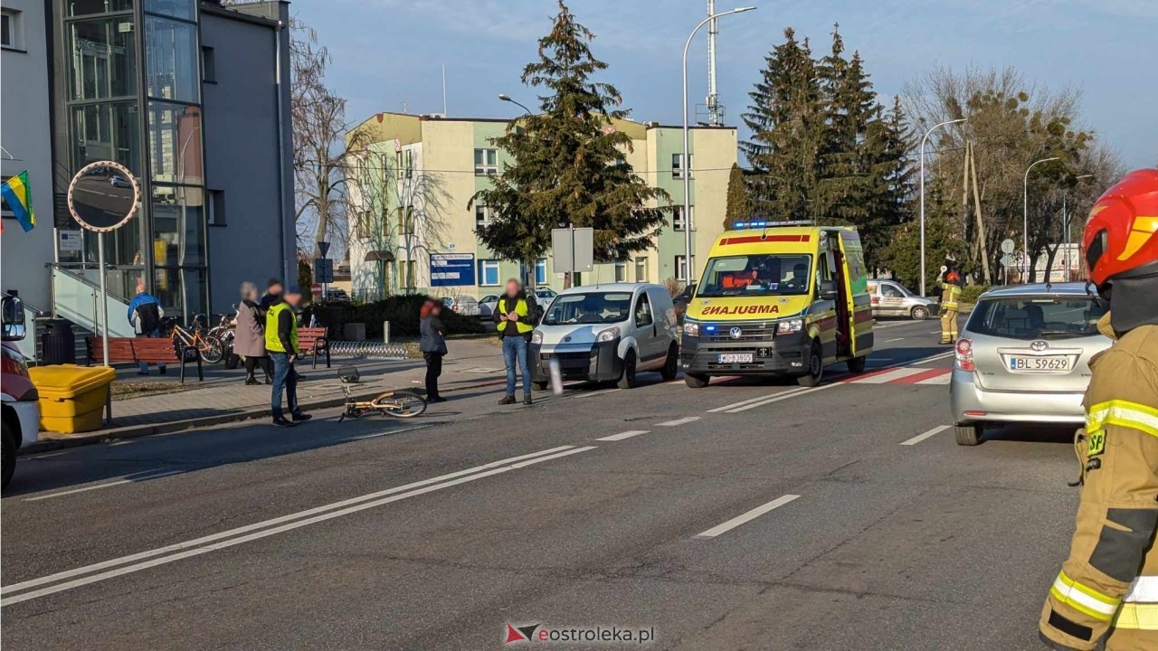 Wypadek na Bogusłąwskiego w Ostrołęce [26.11.2024] - zdjęcie #20 - eOstroleka.pl