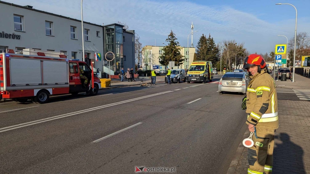 Wypadek na Bogusłąwskiego w Ostrołęce [26.11.2024] - zdjęcie #8 - eOstroleka.pl