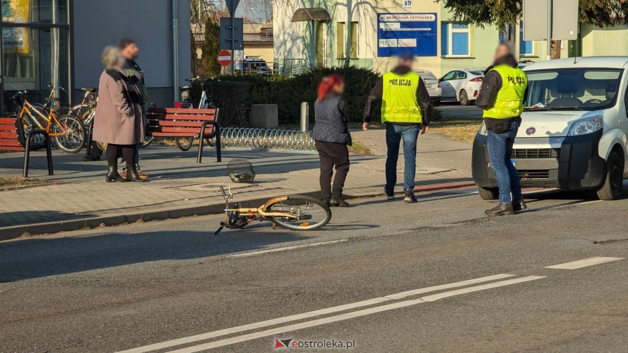 Wypadek na Bogusłąwskiego w Ostrołęce [26.11.2024] - zdjęcie #5 - eOstroleka.pl