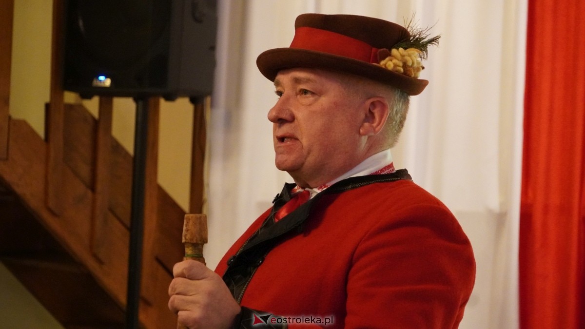 Gala wręczenia wyróżnienia Narodowi i Ojczyźnie z udziałem prof. Jerzego Bralczyka [26.11.2024] - zdjęcie #103 - eOstroleka.pl