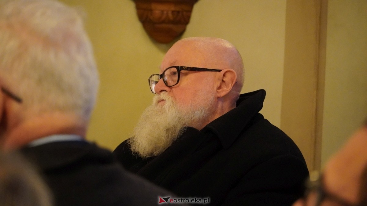 Gala wręczenia wyróżnienia Narodowi i Ojczyźnie z udziałem prof. Jerzego Bralczyka [26.11.2024] - zdjęcie #86 - eOstroleka.pl