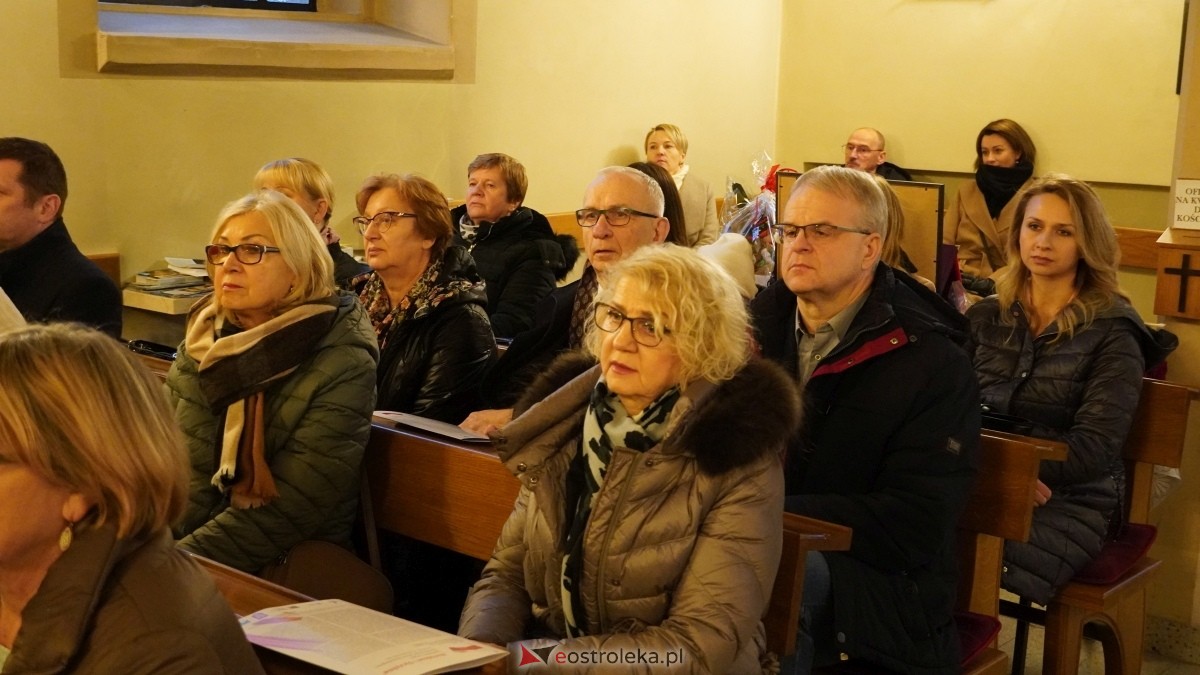 Gala wręczenia wyróżnienia Narodowi i Ojczyźnie z udziałem prof. Jerzego Bralczyka [26.11.2024] - zdjęcie #80 - eOstroleka.pl