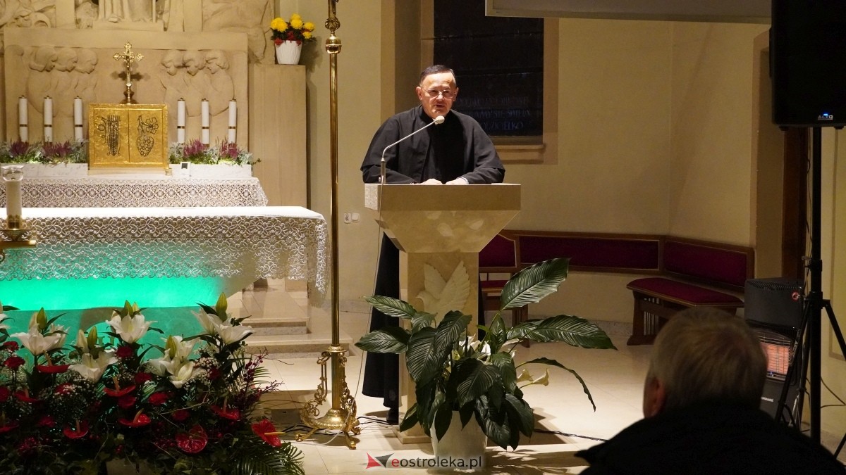 Gala wręczenia wyróżnienia Narodowi i Ojczyźnie z udziałem prof. Jerzego Bralczyka [26.11.2024] - zdjęcie #62 - eOstroleka.pl