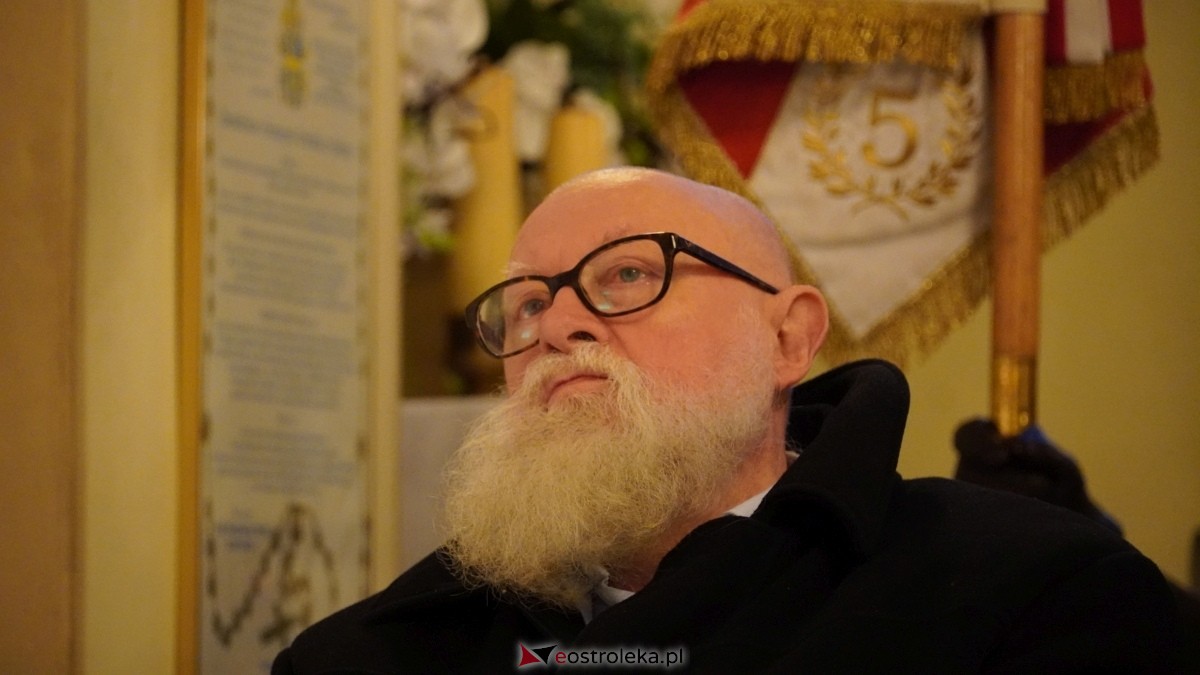 Gala wręczenia wyróżnienia Narodowi i Ojczyźnie z udziałem prof. Jerzego Bralczyka [26.11.2024] - zdjęcie #61 - eOstroleka.pl