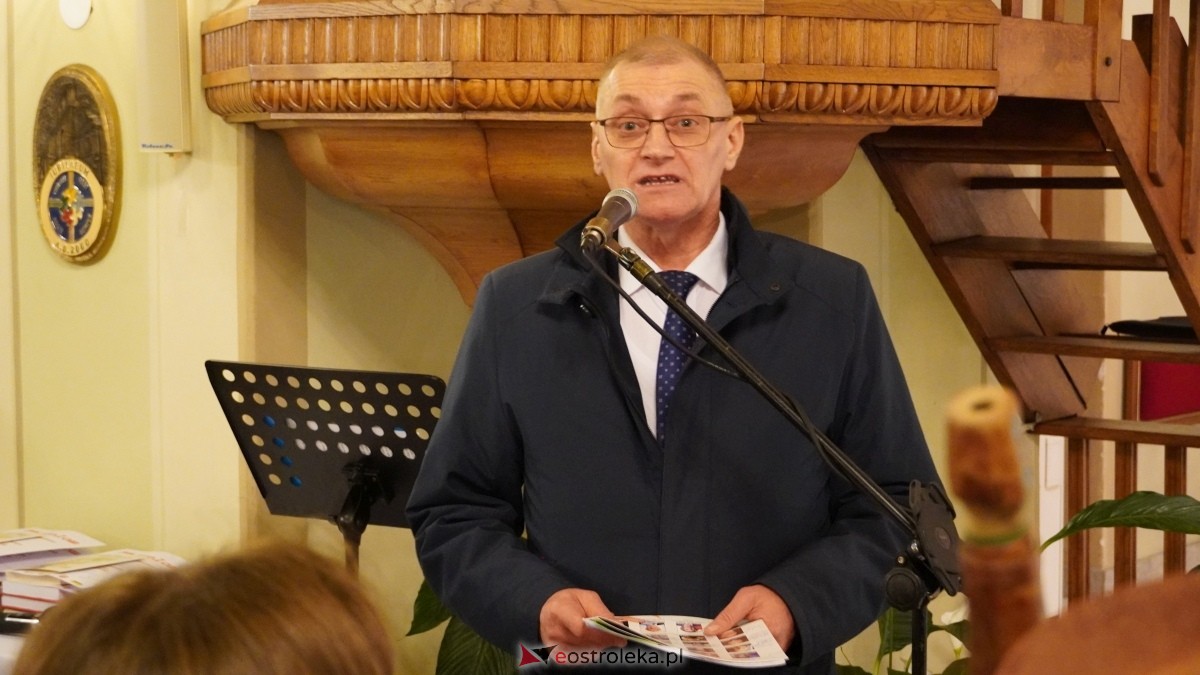 Gala wręczenia wyróżnienia Narodowi i Ojczyźnie z udziałem prof. Jerzego Bralczyka [26.11.2024] - zdjęcie #49 - eOstroleka.pl