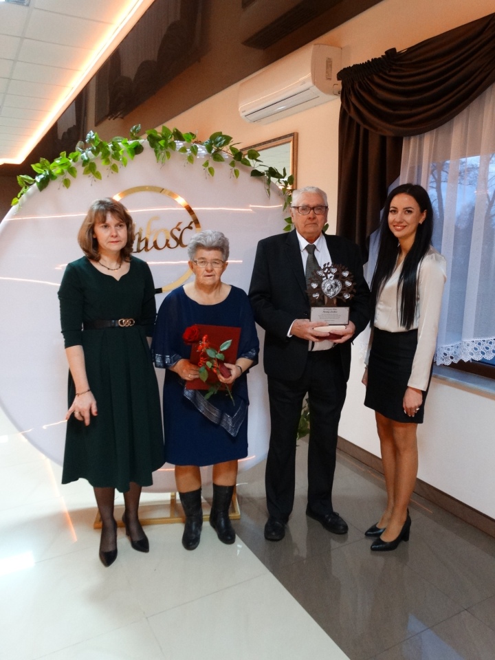 Złote, Szmaragdowe i Diamentowe Gody w gminie Czerwin [23.11.2024] - zdjęcie #19 - eOstroleka.pl