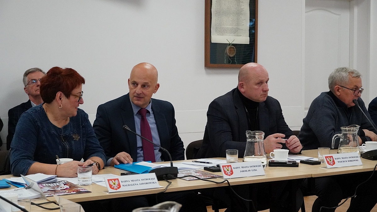 XVI Zwyczajna Sesja Rady Miasta Ostrołęki [28.11.2024] - zdjęcie #38 - eOstroleka.pl