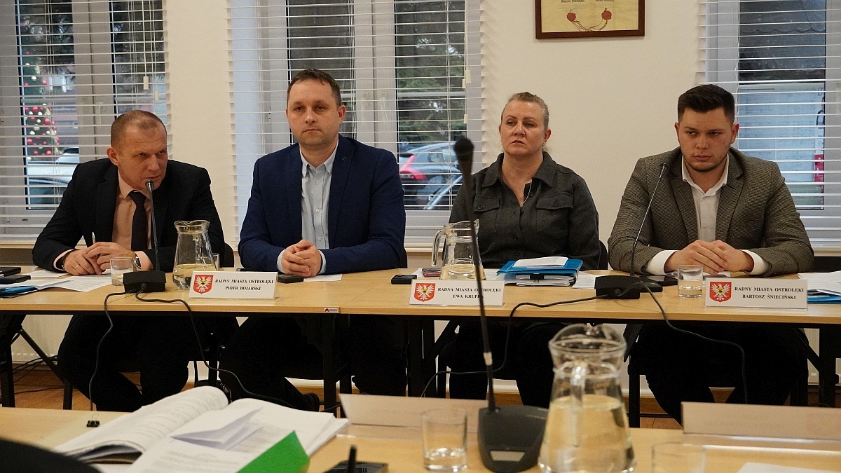 XVI Zwyczajna Sesja Rady Miasta Ostrołęki [28.11.2024] - zdjęcie #32 - eOstroleka.pl