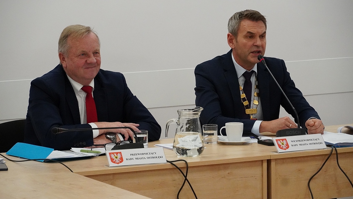 XVI Zwyczajna Sesja Rady Miasta Ostrołęki [28.11.2024] - zdjęcie #4 - eOstroleka.pl