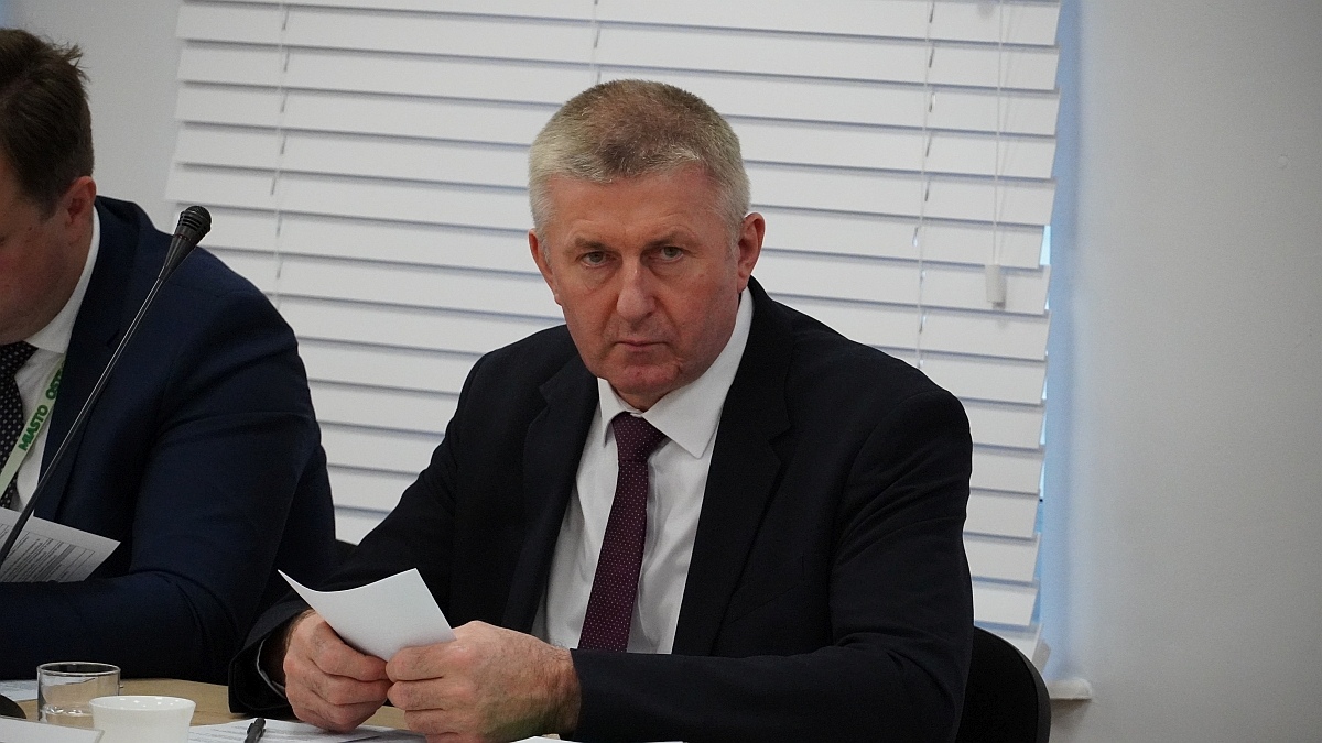 XVI Zwyczajna Sesja Rady Miasta Ostrołęki [28.11.2024] - zdjęcie #1 - eOstroleka.pl