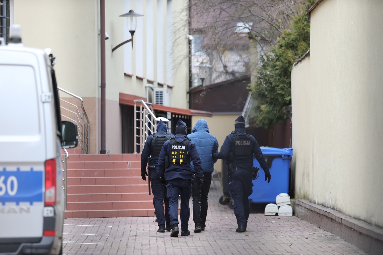 Posiedzenie aresztowe ws. odnalezionych zwłok w Myszyńcu [30.11.2024] - zdjęcie #23 - eOstroleka.pl