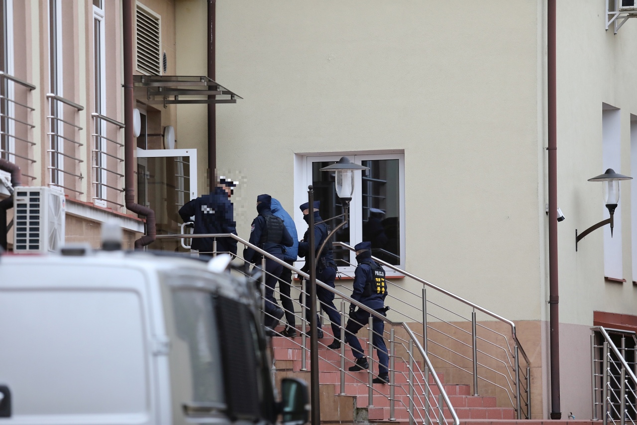 Posiedzenie aresztowe ws. odnalezionych zwłok w Myszyńcu [30.11.2024] - zdjęcie #6 - eOstroleka.pl