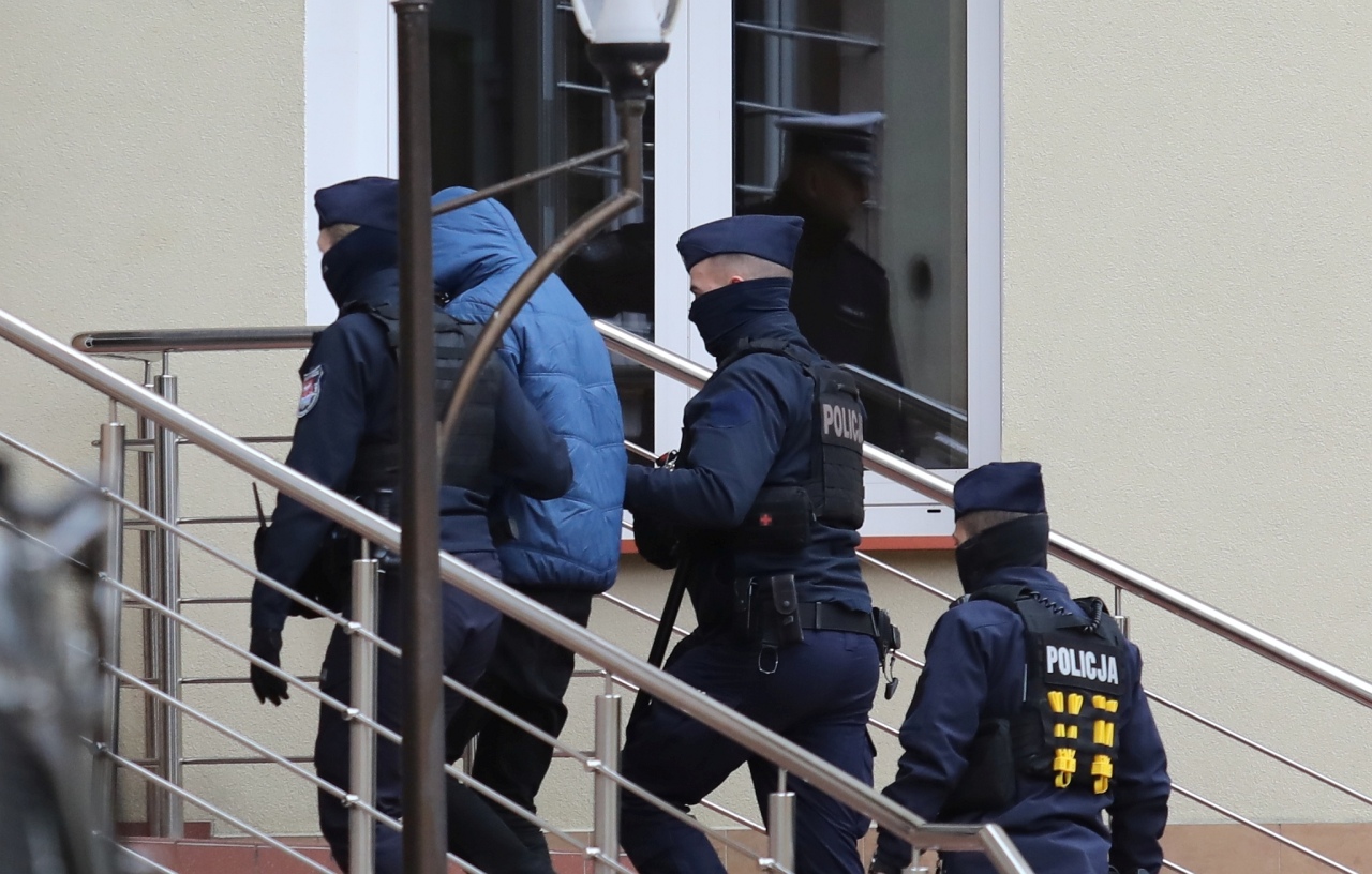 Posiedzenie aresztowe ws. odnalezionych zwłok w Myszyńcu [30.11.2024] - zdjęcie #2 - eOstroleka.pl