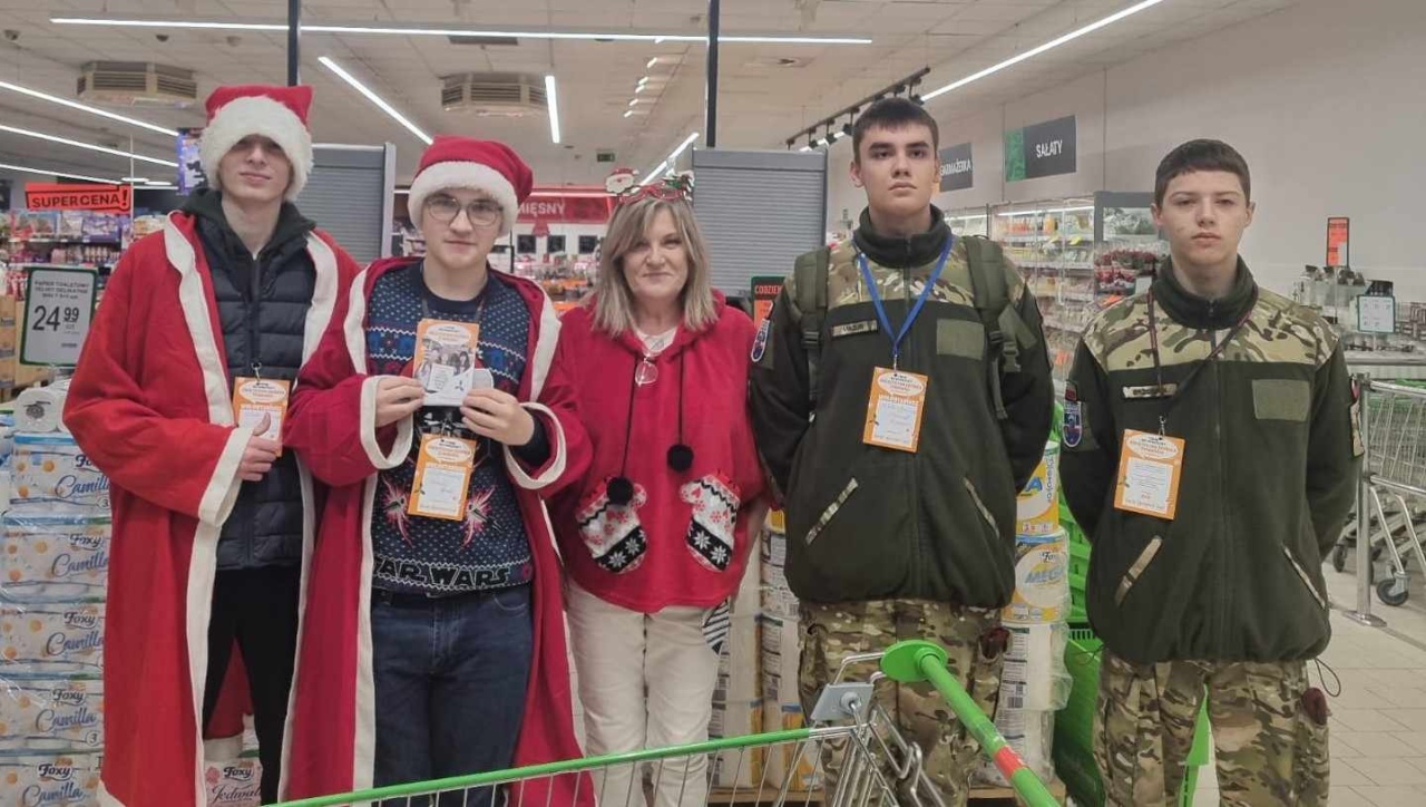 Świąteczna Zbiórka Żywności w Ostrołęce [30.11.2024] - zdjęcie #39 - eOstroleka.pl