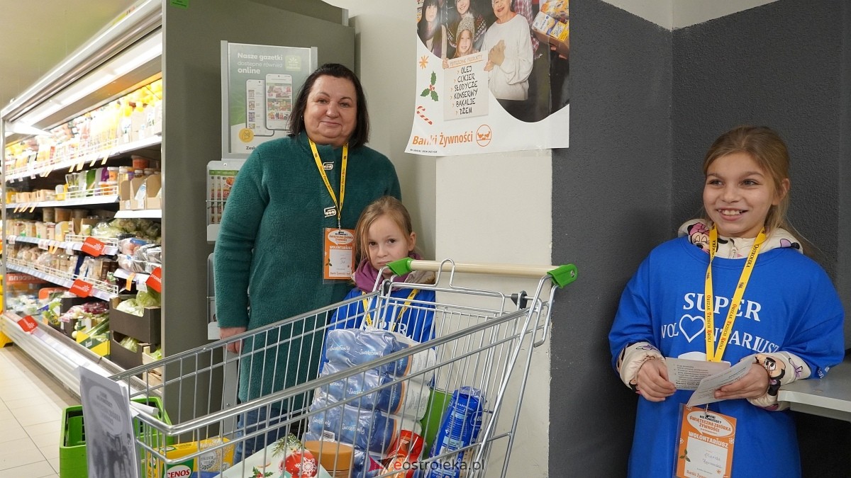 Świąteczna Zbiórka Żywności w Ostrołęce [30.11.2024] - zdjęcie #66 - eOstroleka.pl