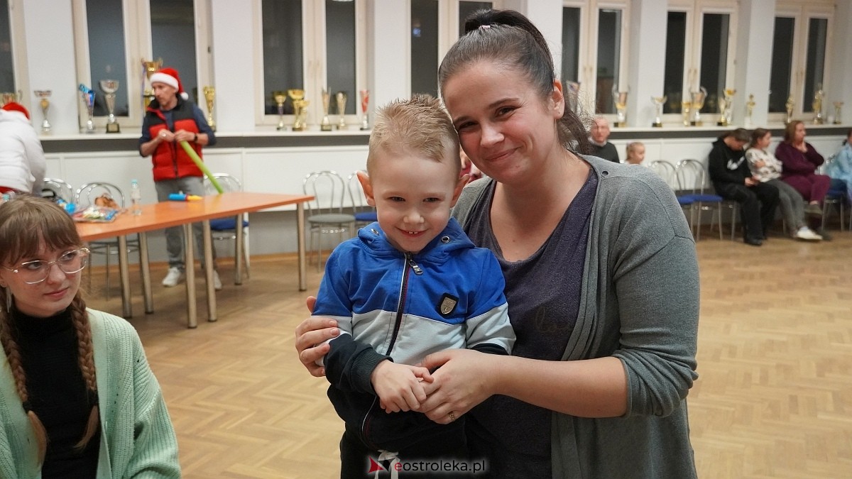 Spotkanie Andrzejkowe osiedla Dzieci Polskich [30.11.2024] - zdjęcie #41 - eOstroleka.pl