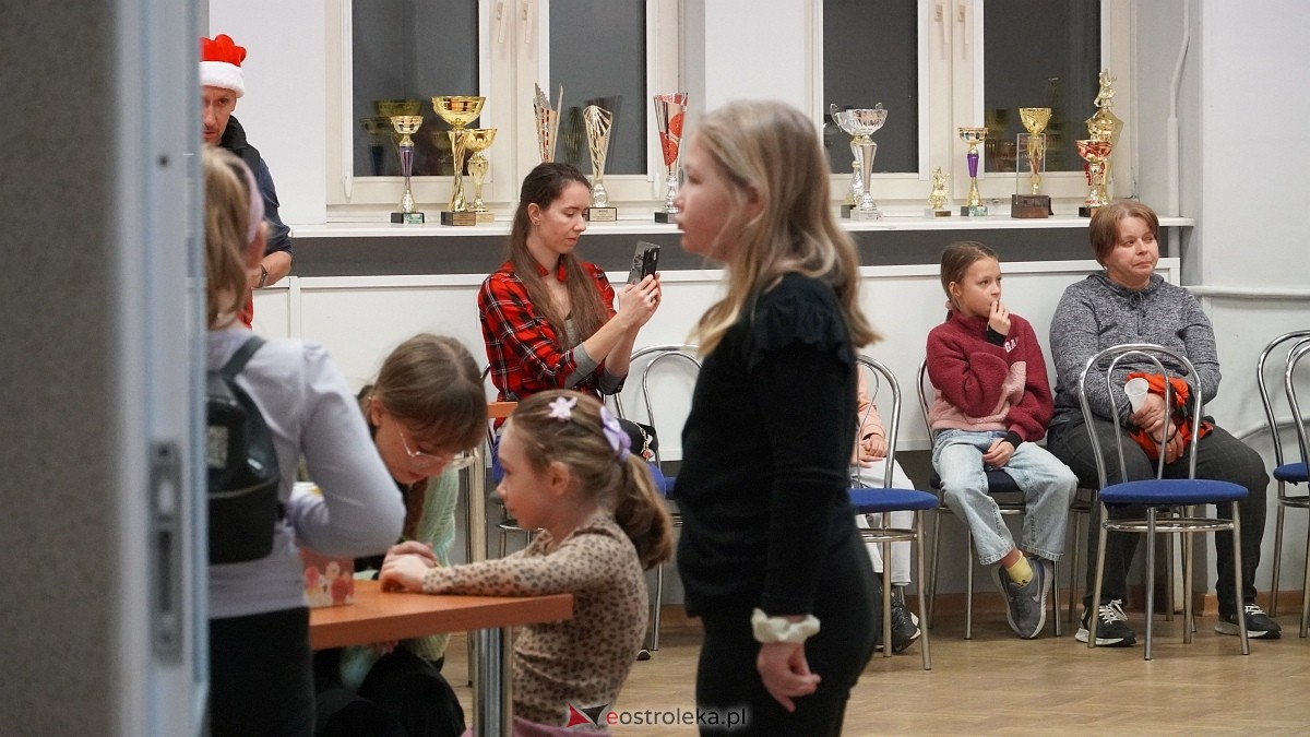 Spotkanie Andrzejkowe osiedla Dzieci Polskich [30.11.2024] - zdjęcie #23 - eOstroleka.pl