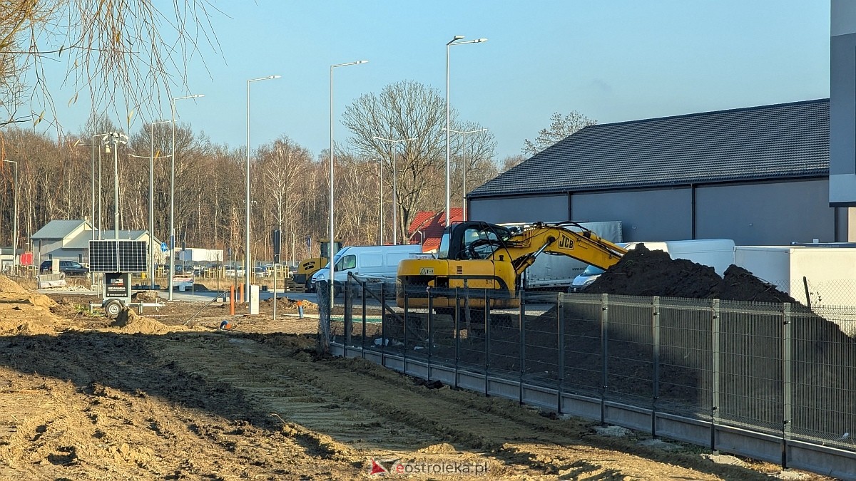 Budowa sklepu netto w Ostrołęce [1.12.2024] - zdjęcie #48 - eOstroleka.pl