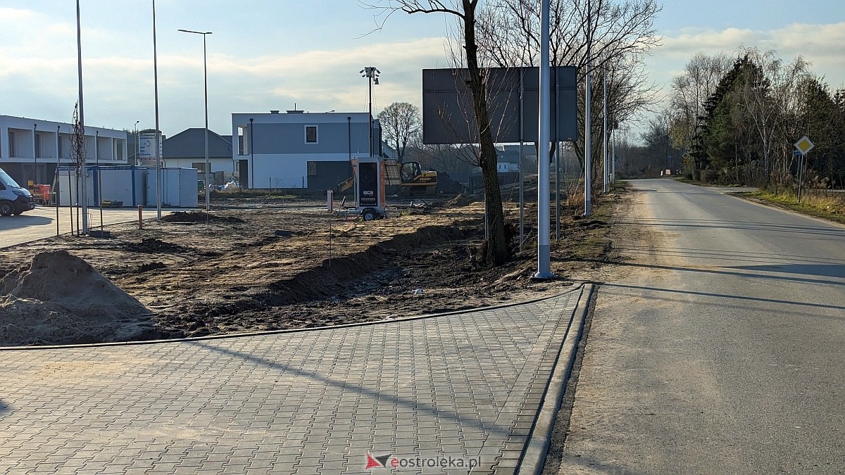 Budowa sklepu netto w Ostrołęce [1.12.2024] - zdjęcie #44 - eOstroleka.pl