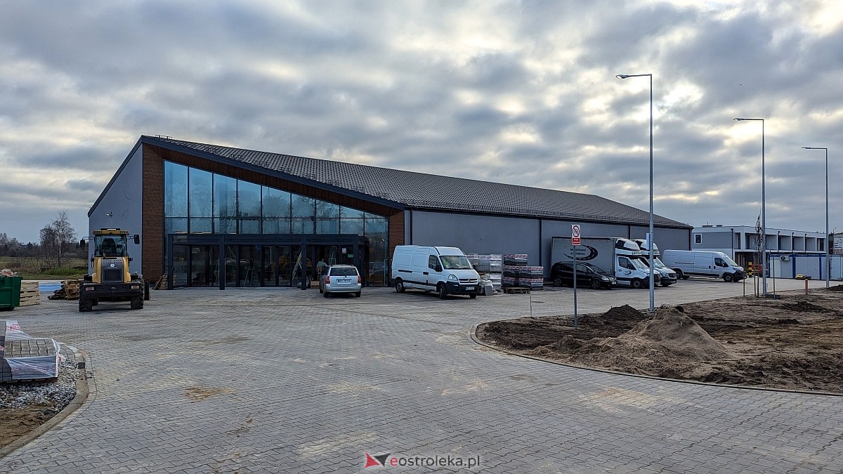 Budowa sklepu netto w Ostrołęce [1.12.2024] - zdjęcie #7 - eOstroleka.pl