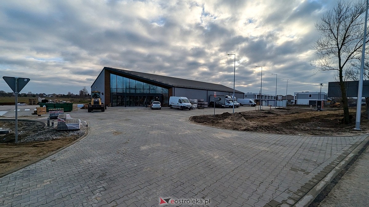Budowa sklepu netto w Ostrołęce [1.12.2024] - zdjęcie #6 - eOstroleka.pl