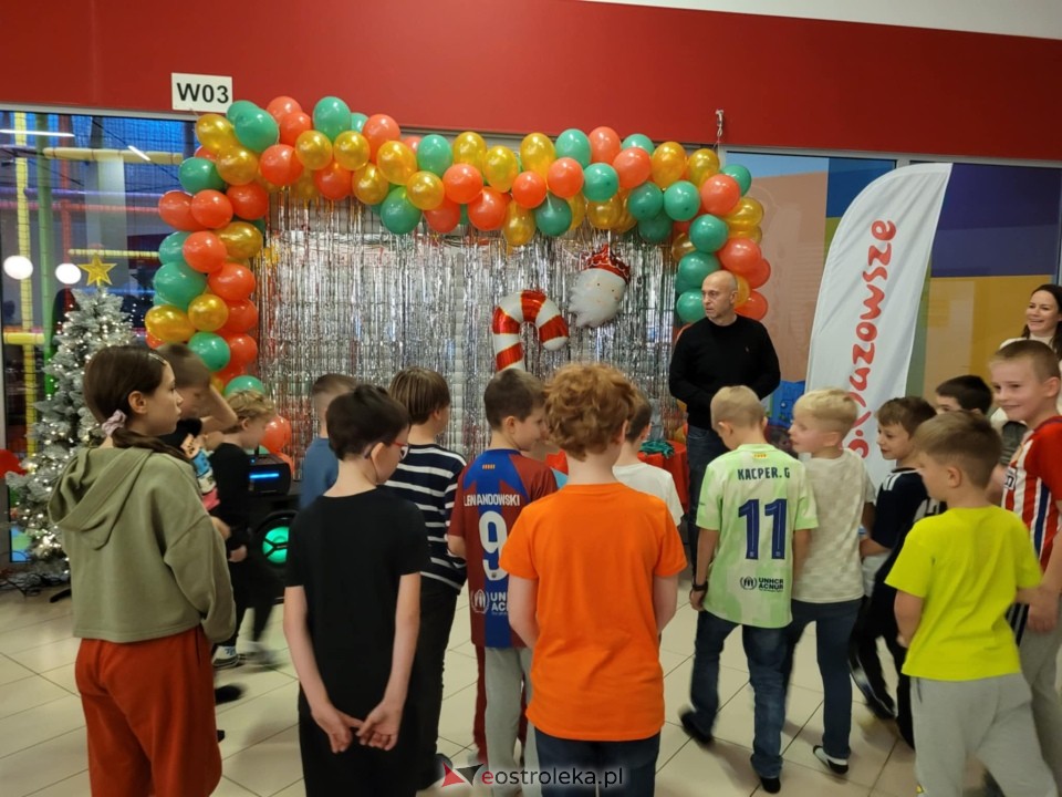 Mikołajki na sportowo z Koroną Ostrołęka [1.12.2024] - zdjęcie #69 - eOstroleka.pl