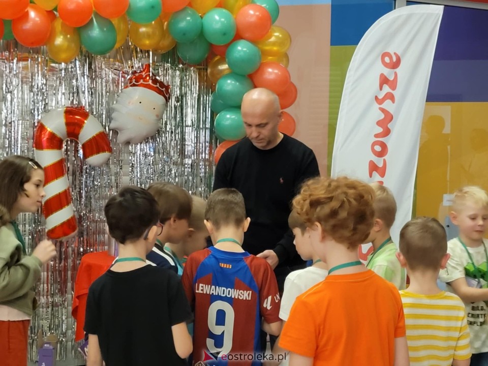 Mikołajki na sportowo z Koroną Ostrołęka [1.12.2024] - zdjęcie #64 - eOstroleka.pl