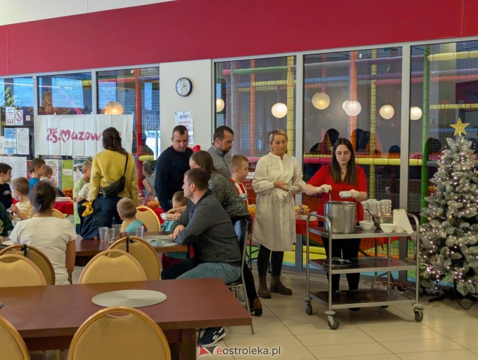 Mikołajki na sportowo z Koroną Ostrołęka [1.12.2024] - zdjęcie #57 - eOstroleka.pl