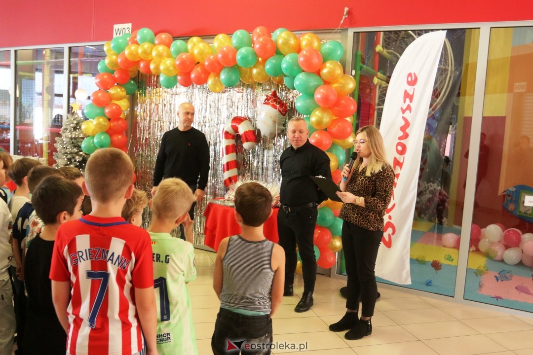 Mikołajki na sportowo z Koroną Ostrołęka [1.12.2024] - zdjęcie #55 - eOstroleka.pl