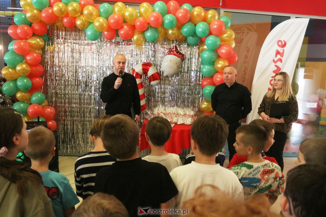 Mikołajki na sportowo z Koroną Ostrołęka [1.12.2024] - zdjęcie #43 - eOstroleka.pl
