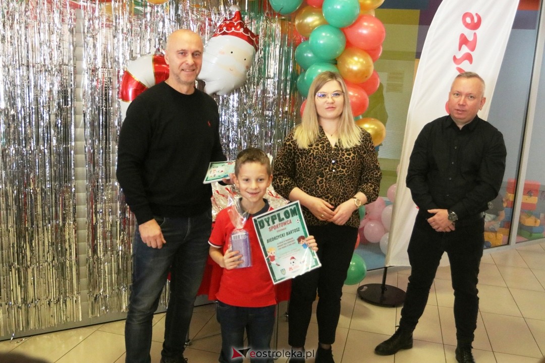 Mikołajki na sportowo z Koroną Ostrołęka [1.12.2024] - zdjęcie #36 - eOstroleka.pl