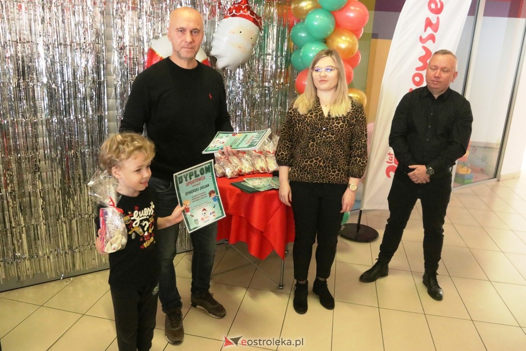 Mikołajki na sportowo z Koroną Ostrołęka [1.12.2024] - zdjęcie #34 - eOstroleka.pl