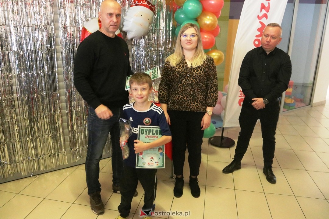 Mikołajki na sportowo z Koroną Ostrołęka [1.12.2024] - zdjęcie #28 - eOstroleka.pl