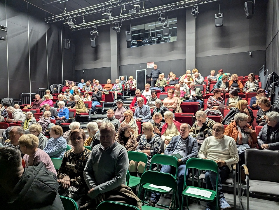 „Moje serce zostało we Lwowie, czyli Marian Hemar w Radiu Wolna Europa” [02.12.2024] - zdjęcie #15 - eOstroleka.pl