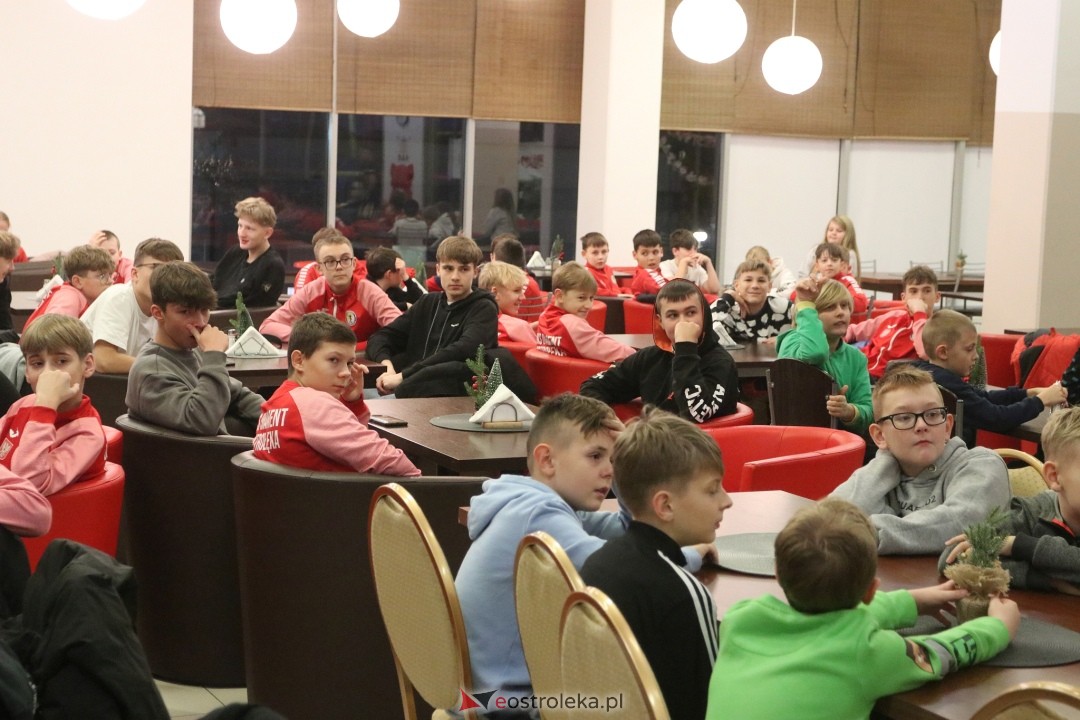 Mikołajki na sportowo z Diamentem Ostrołęka [02.12.2024] - zdjęcie #94 - eOstroleka.pl
