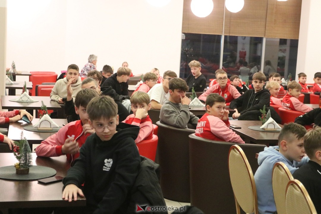 Mikołajki na sportowo z Diamentem Ostrołęka [02.12.2024] - zdjęcie #93 - eOstroleka.pl
